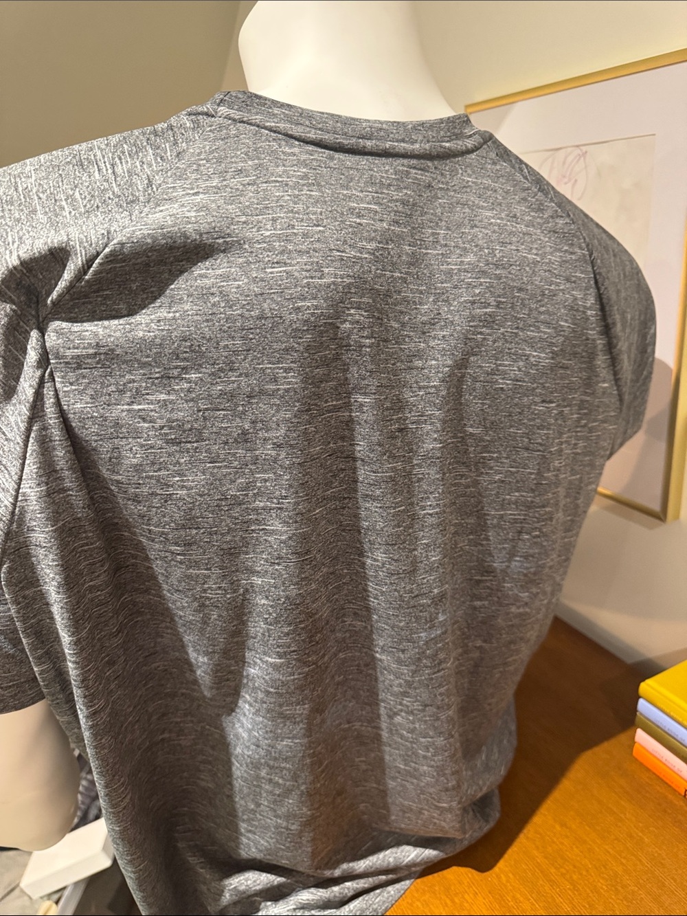Nike Men’s Heather HydroGuard UPF 40+ Swim Shirt - Picture 3 of 3